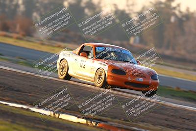 media/Jan-13-2024-CalClub SCCA (Sat) [[179f4822a7]]/Group 7/Sunset (Race)/